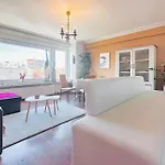 Gorgeous Apartment In Oostende With Kitchen